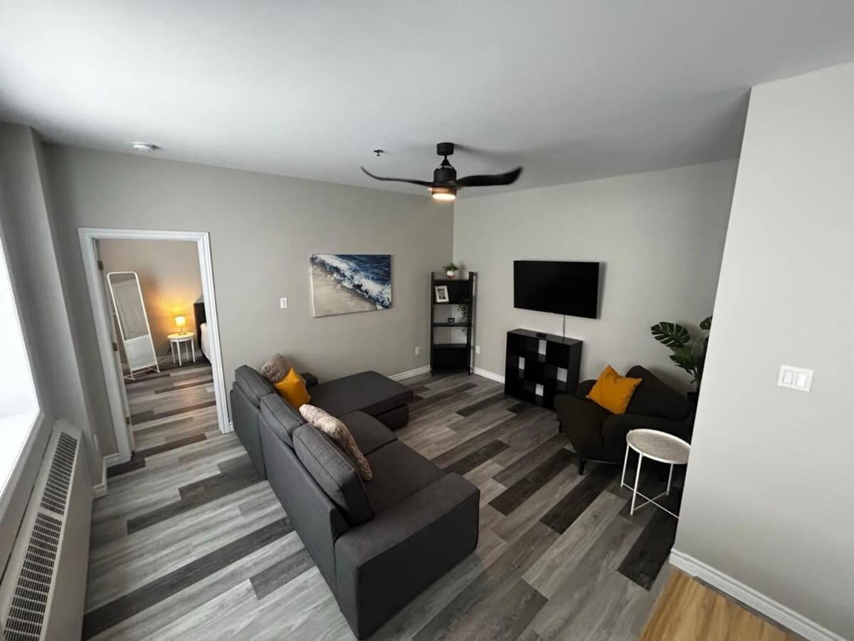 New Large Luxurious 2Br Condo In The Heart Of Uptown Coffee, Wifi Saint John Eksteriør billede
