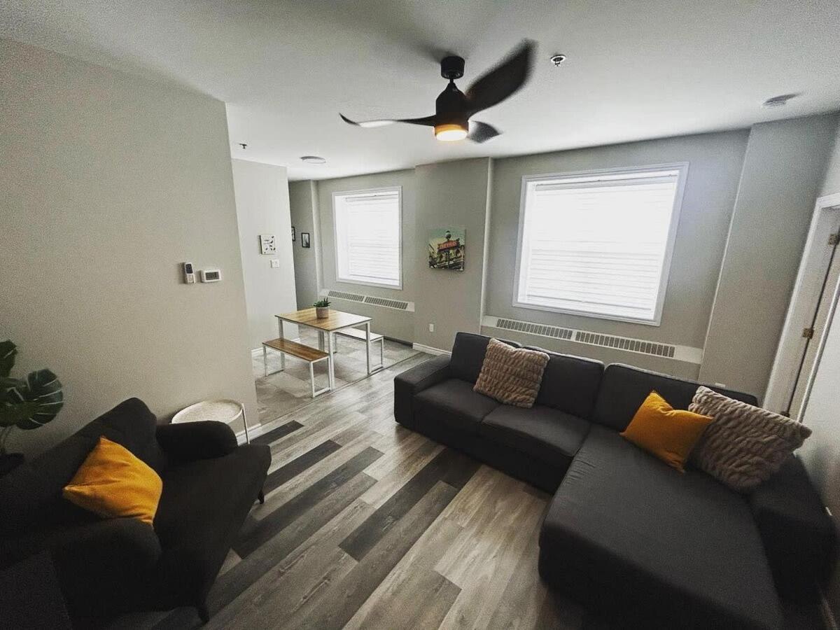 New Large Luxurious 2Br Condo In The Heart Of Uptown Coffee, Wifi Saint John Eksteriør billede