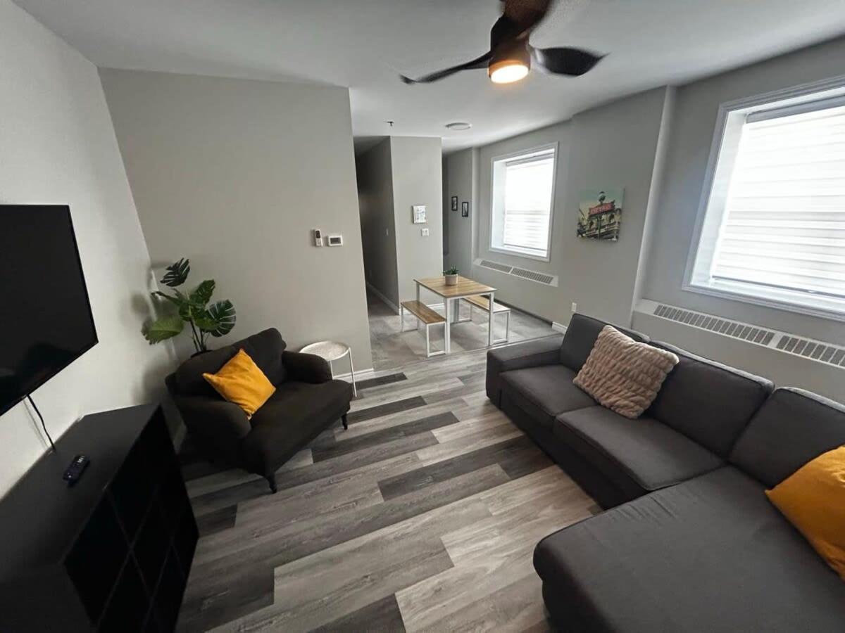 New Large Luxurious 2Br Condo In The Heart Of Uptown Coffee, Wifi Saint John Eksteriør billede