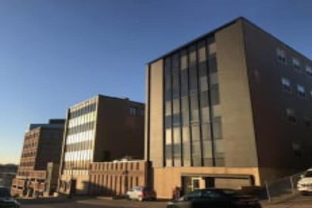 New Large Luxurious 2Br Condo In The Heart Of Uptown Coffee, Wifi Saint John Eksteriør billede
