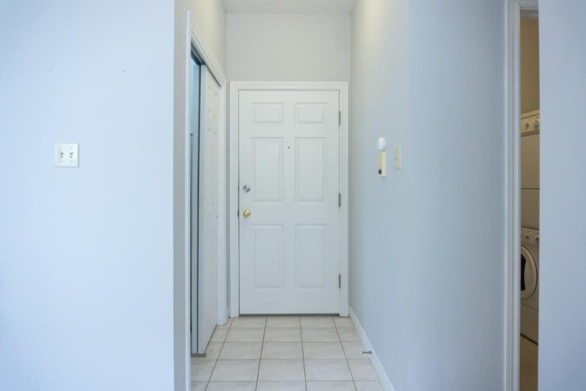 New Large Luxurious 2Br Condo In The Heart Of Uptown Coffee, Wifi Saint John Eksteriør billede